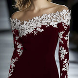 Sofija | Crna haljina otvorenih ramena sa čipkom