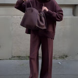 Leona – Bezvremenska elegancija