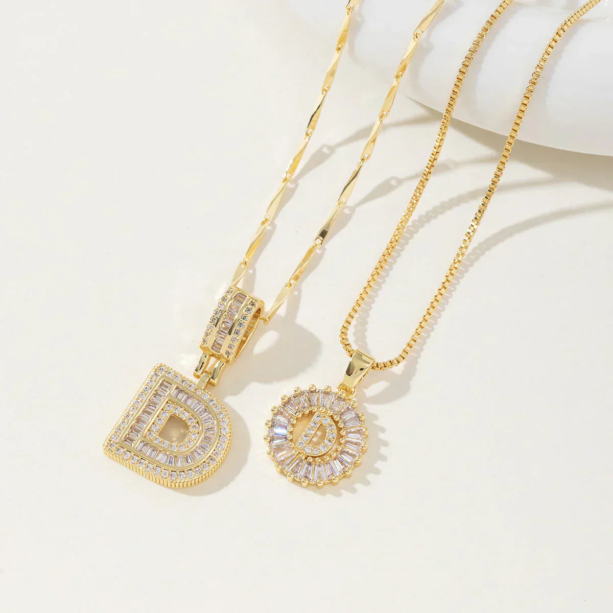 Ogrlica sa slovom Moisanit | Zlato