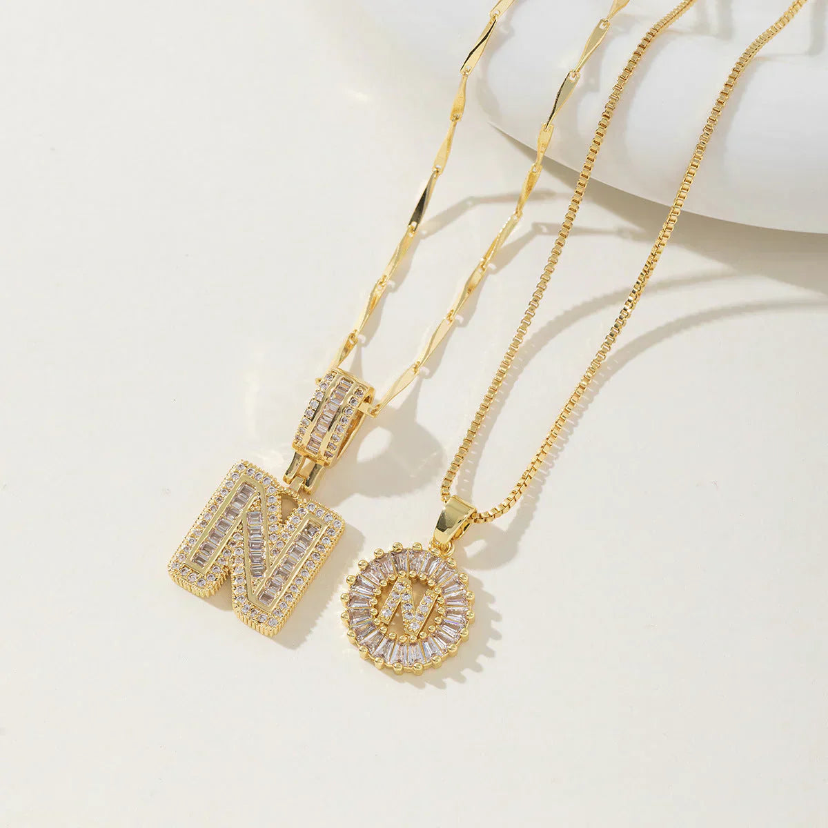 Ogrlica sa slovom Moisanit | Zlato