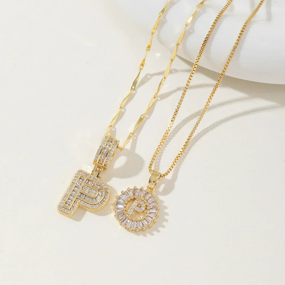 Ogrlica sa slovom Moisanit | Zlato