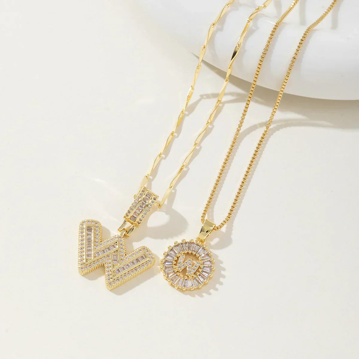 Ogrlica sa slovom Moisanit | Zlato