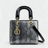 Izabela – Moderna i svestrana torba