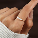 Divna – Nežni prsten sa nizom slatkovodnih bisera