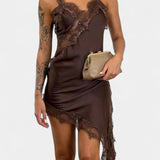 Katarina Mini Haljina s Naramenicama i Čipkom