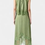 Nada Midi Suknja s Čipkastim Detaljima i Asimetričnom Porubom