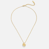 Ogrlica sa privjeskom u obliku kristalne školjke